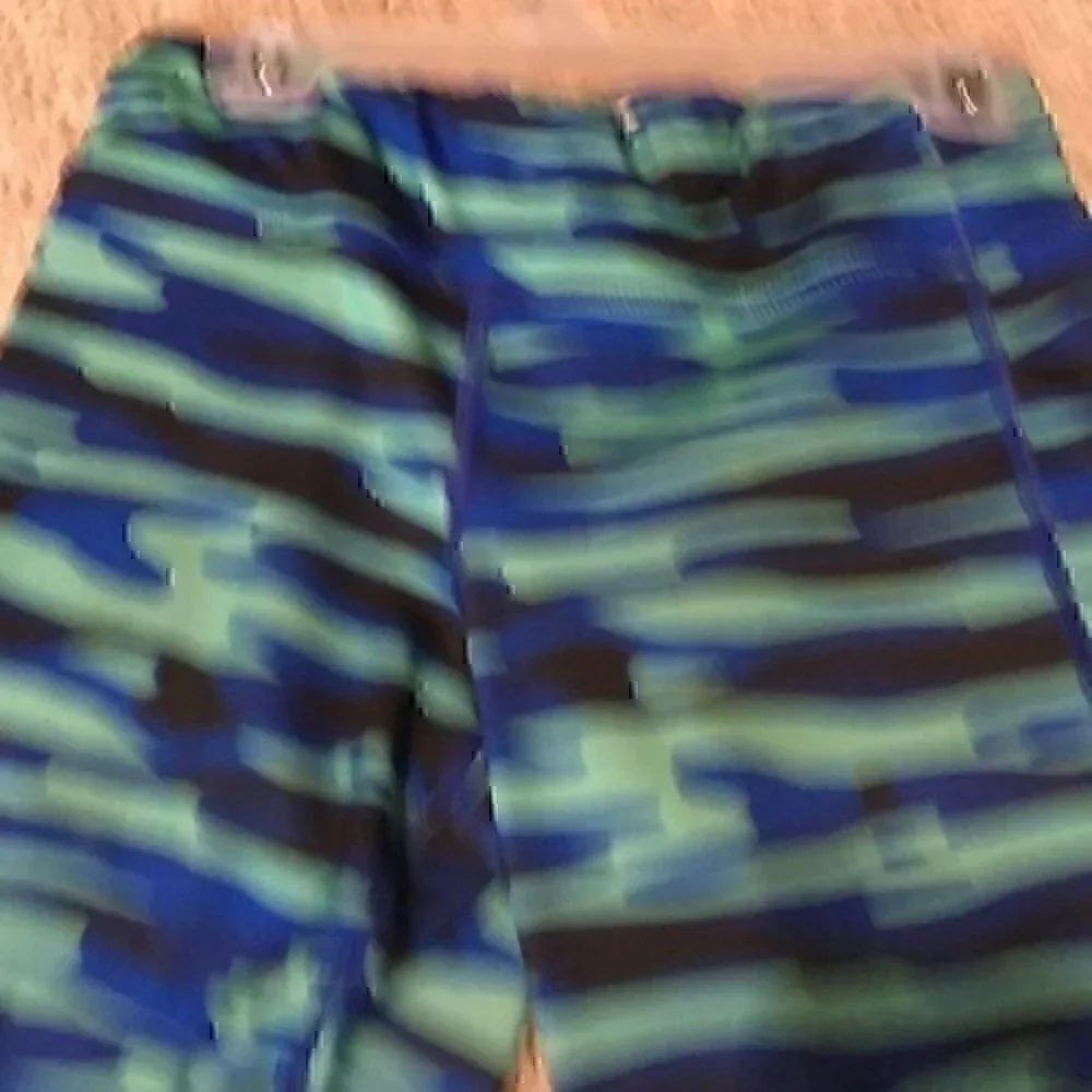 Old Navy Girls size large 10/12 Capri leggings